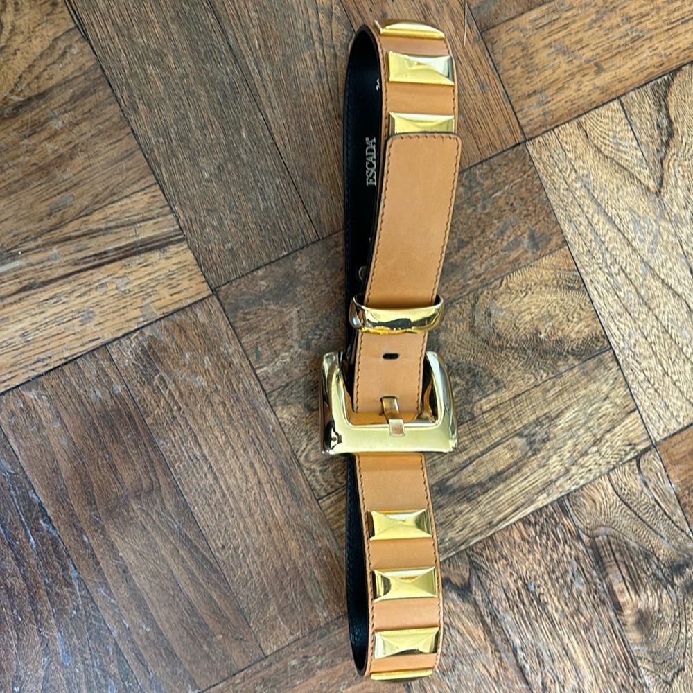 Vintage Escada belt size 36